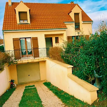 Charmante Maison 40 Min De Paris Hébergement de vacances *