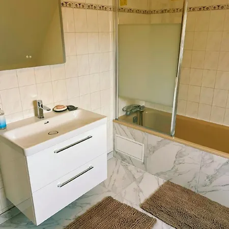 Hébergement de vacances Charmante Maison 40 Min De Paris Bondoufle
