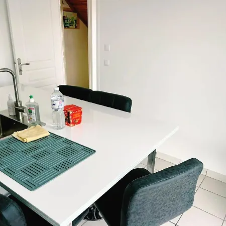 Сasa de vacaciones Charmante Maison 40 Min De Paris Bondoufle